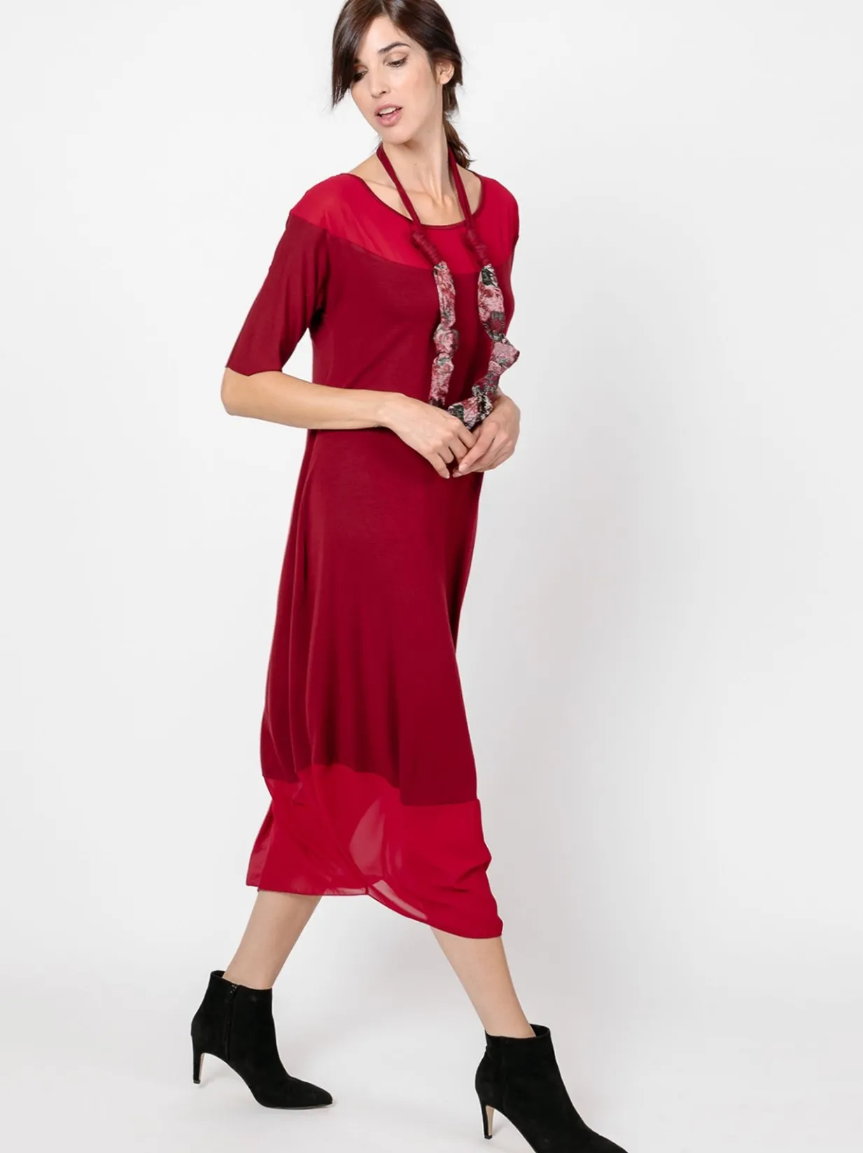 Abito lungo con inserti in chiffon BORDEAUX