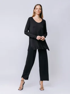 Boxy t-shirt lunga a maniche lunghe NERA