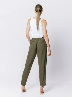 Pantalone chino in cady fluido