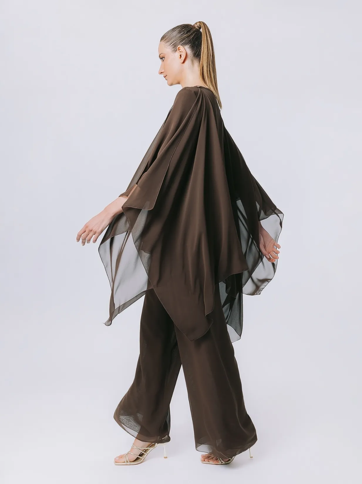 Poncho in chiffon
