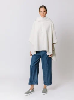Poncho in pile